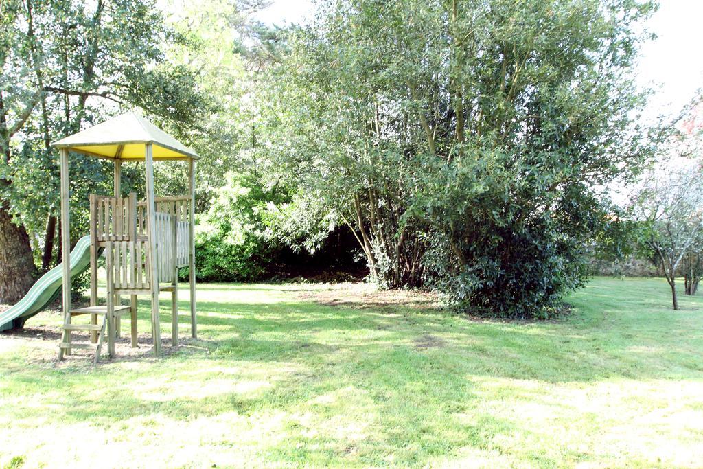 Chateau Du Bois De La Noe Bouaye Buitenkant foto